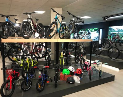 Vadebicis Chafiras. Tienda-Taller Shimano Service Center
