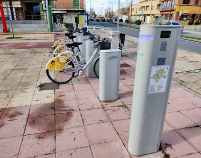 Estación SalEnBici de la Plaza Mayor en Santa Marta de Tormes (C39-XX)
