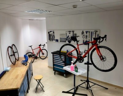 Deep Blue Cycling