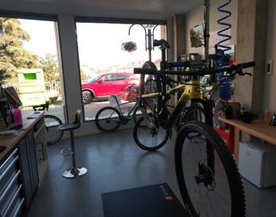 RIDERS CYCLING WORKSHOP