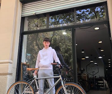 Tienda y Taller de Bicicletas BAIK