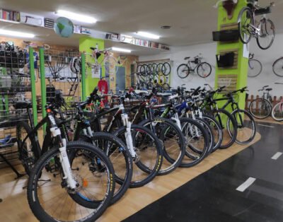 Secondbike Madrid-Taller y Tienda de bicicletas de segunda mano en Madrid