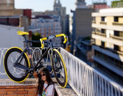 CYCLIC URBAN BIKES