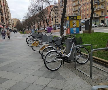 Estación SalEnBici de la avenida Federico Anaya (C21-XX)