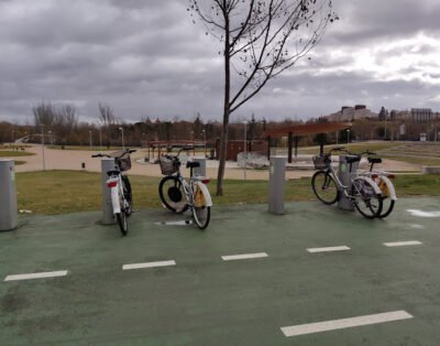 Estación SalEnBici del Parque Antonio Nebrija (Salas Bajas) (C27-XX)