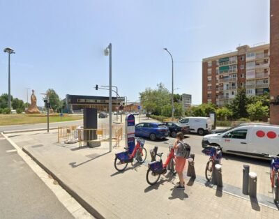 AMBici – Estació n°34918 – Plaça del Llobregat